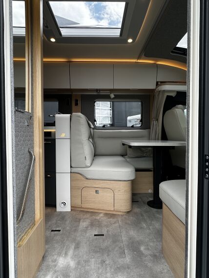 B-ML T 780 Blackline - 12