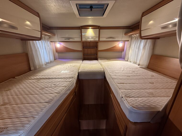 Hymer Exsis I 678 - 12