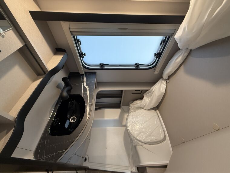 Touring 430 Harbour Blue - 13