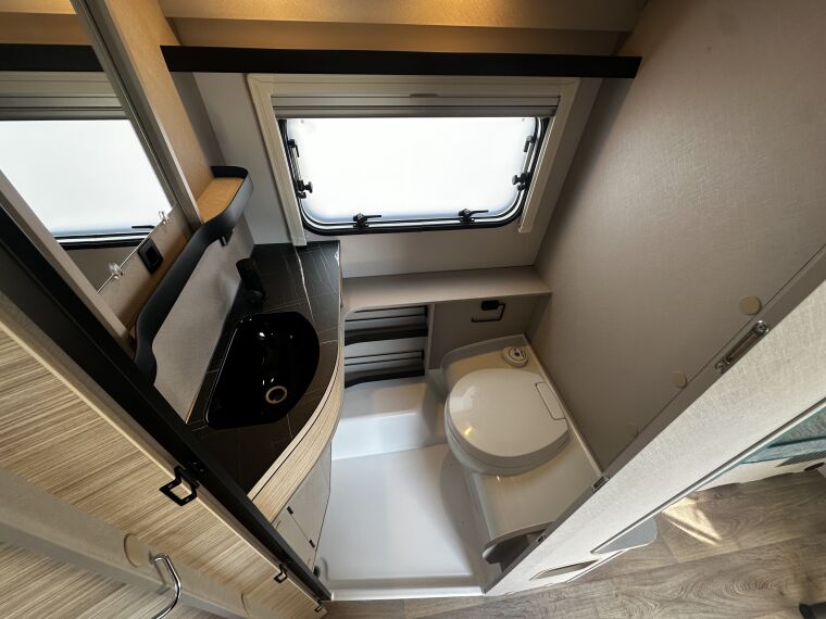 Touring 630 Harbour Blue - 14