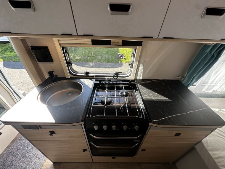 Touring 630 Harbour Blue - 16