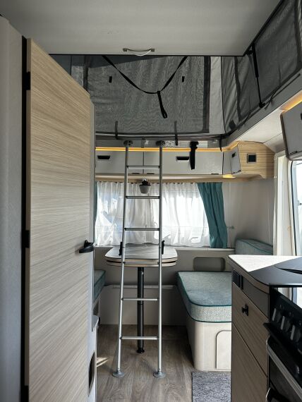 Touring 630 Harbour Blue - 26