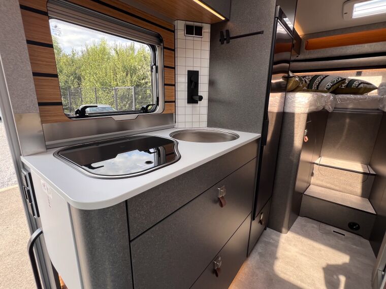 ML T 570 Crossover - 19